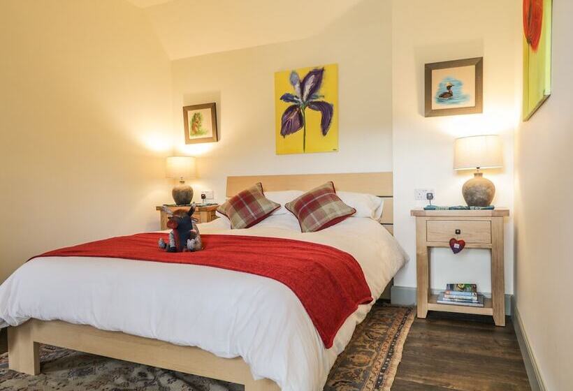 East Craigdhu Cow Byre