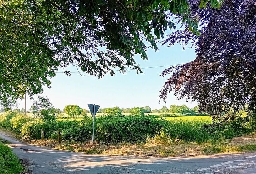 Emily's Retreat At The Great Barn