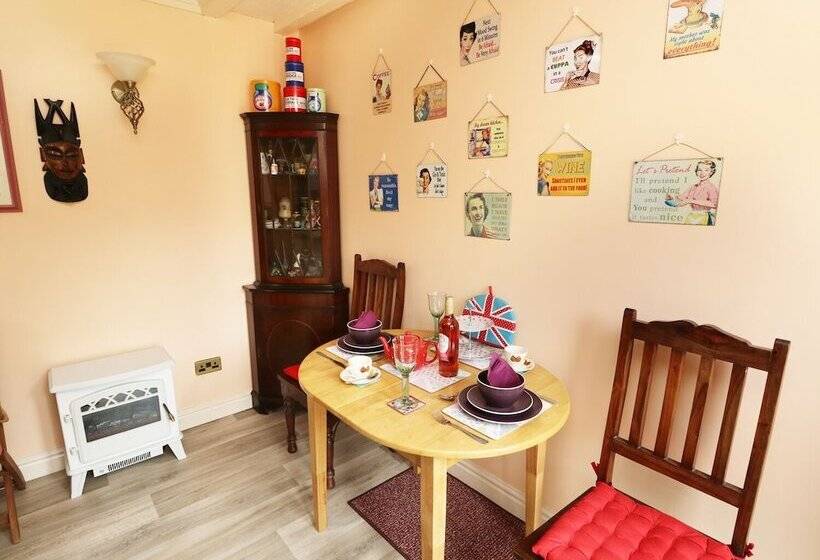 Emily's Retreat At The Great Barn