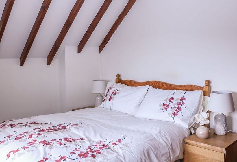 Shire Cottage At Top Butterley Farm