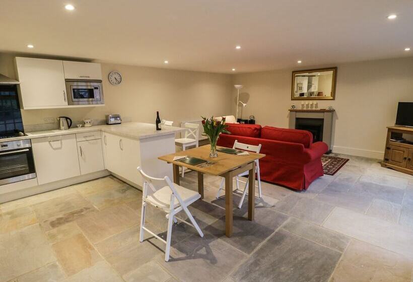 The Bothy, 21 West Street