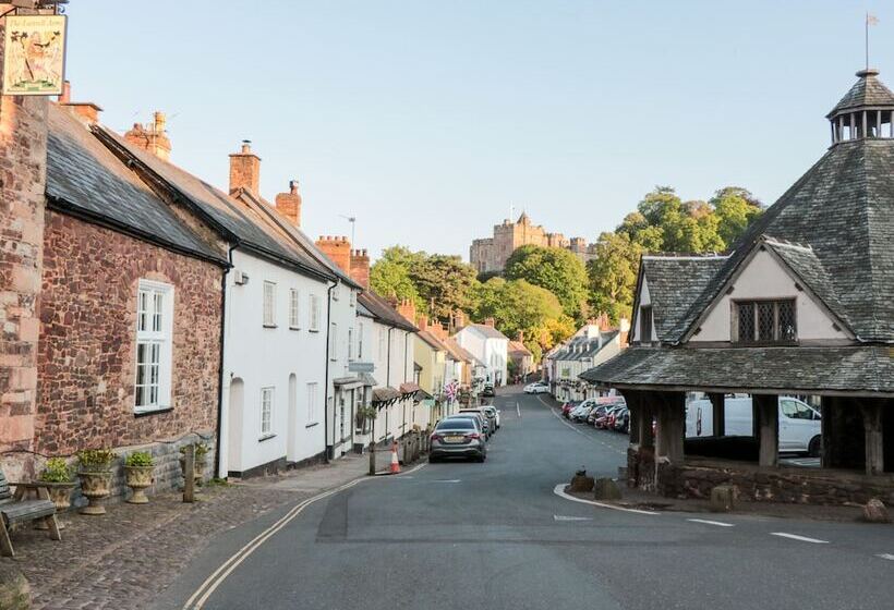 3 Old Police Station