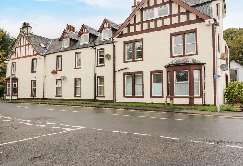Aberfoyle Apartment