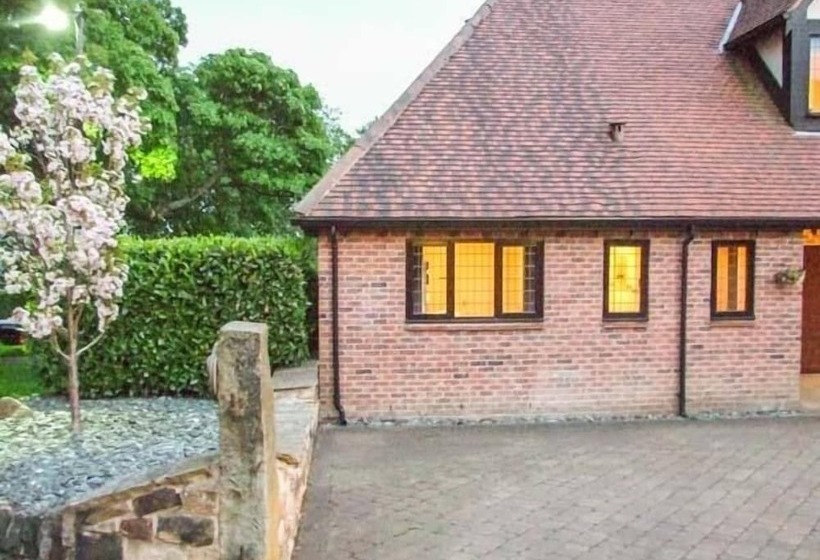 Beechcroft Corner House