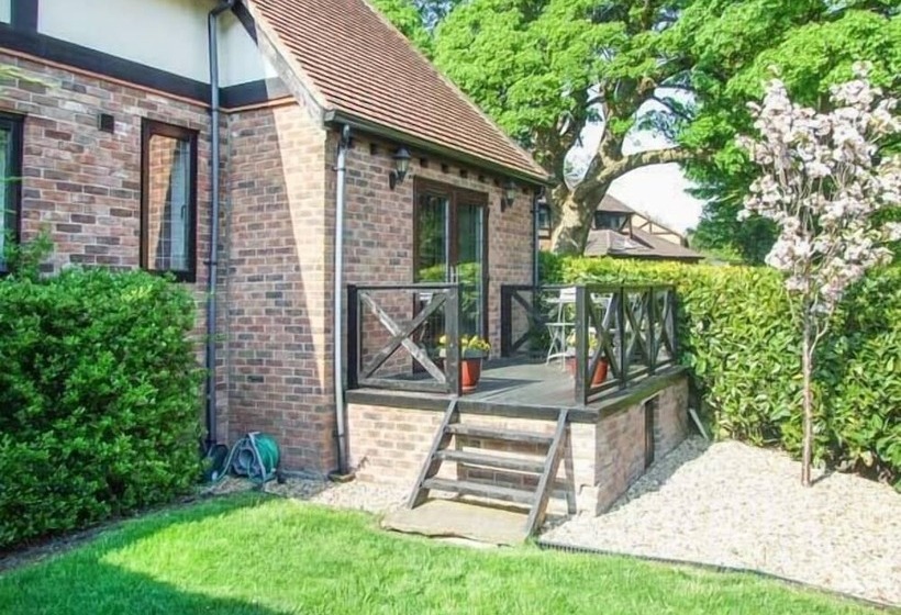 Beechcroft Corner House
