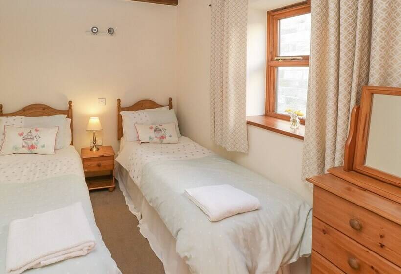 Broadings Cottage At Broadings Farm