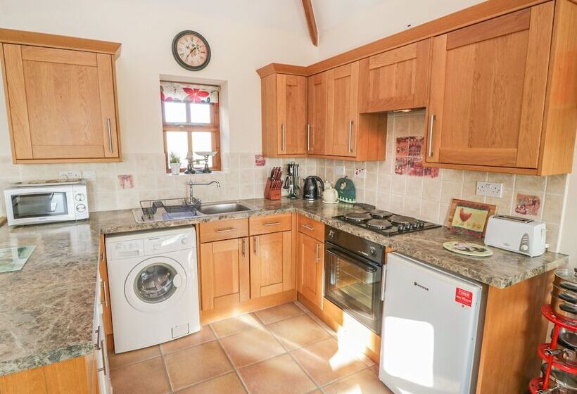 Broadings Cottage At Broadings Farm