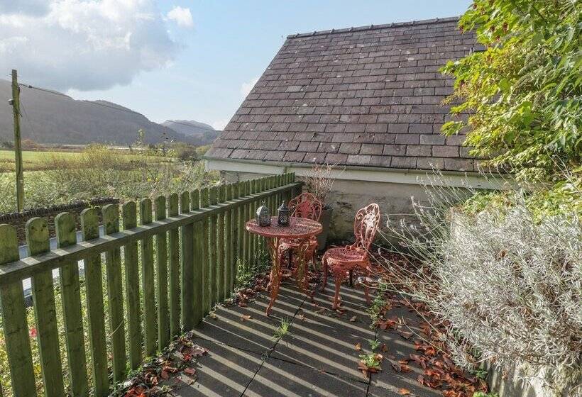 Bryn Melyn Artist's Cottage