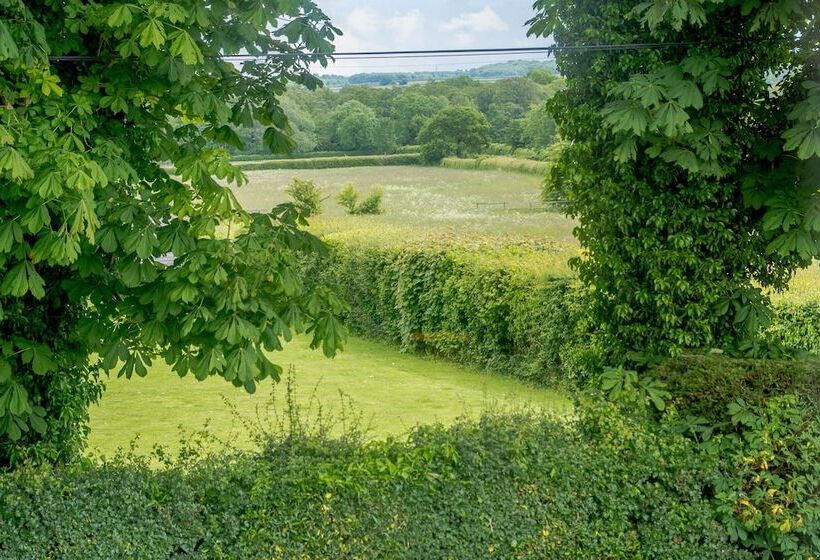 Cabbage Hall Cottage