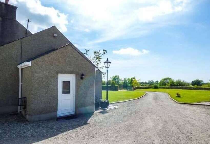 Garreg Wen Isaf Bach