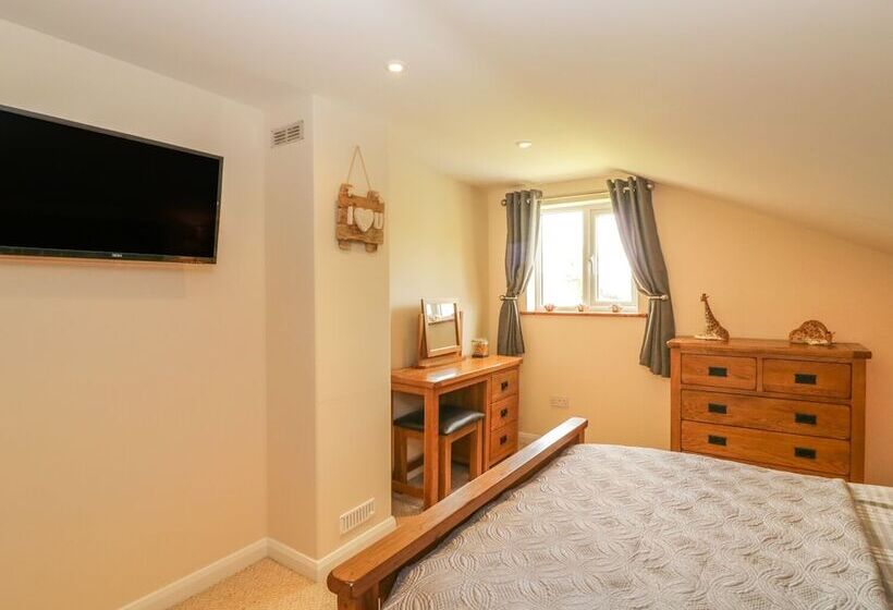 Higher Whiddon Farm Whiddon Well