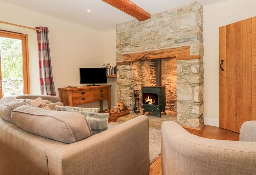 Higher Whiddon Farm Whiddon Well