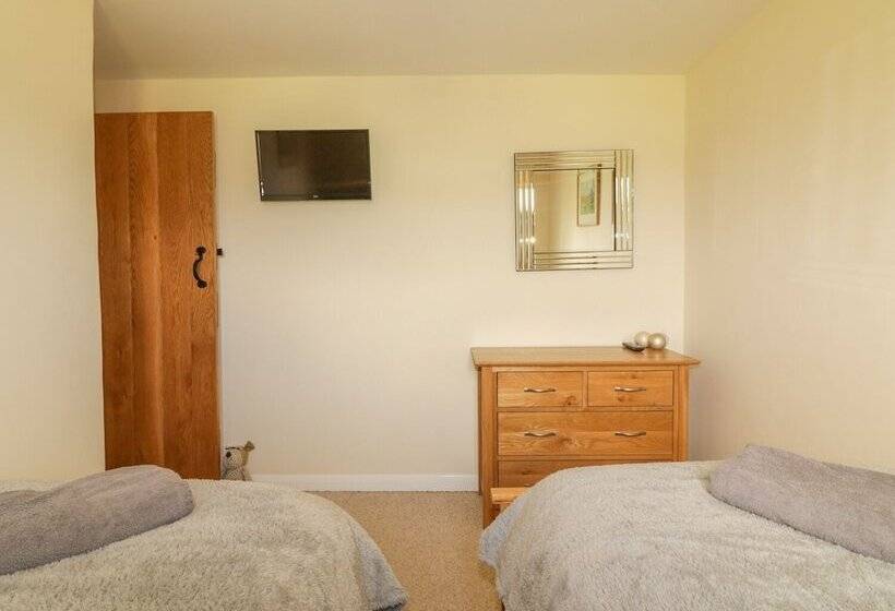 Higher Whiddon Farm Whiddon Well