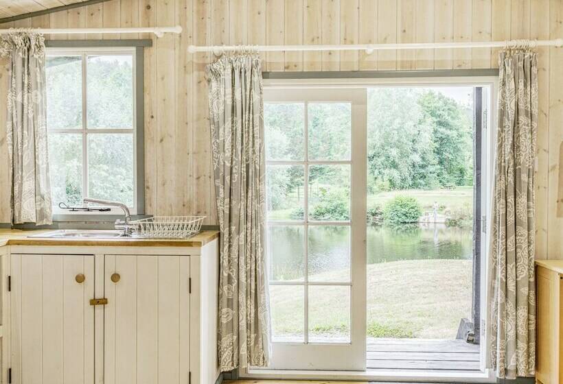 Lakeside Cabin