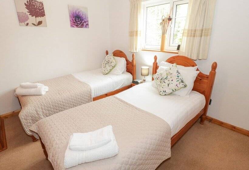 No 1 Railway Cottages