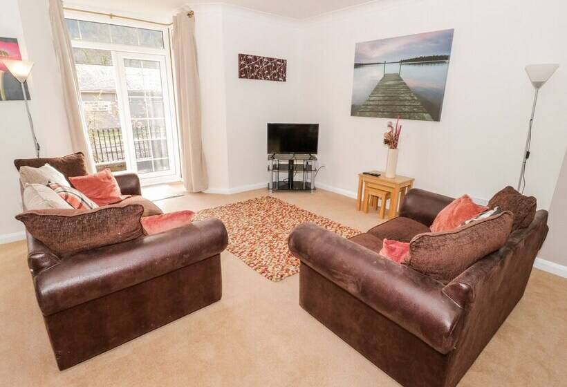 No 1 Railway Cottages