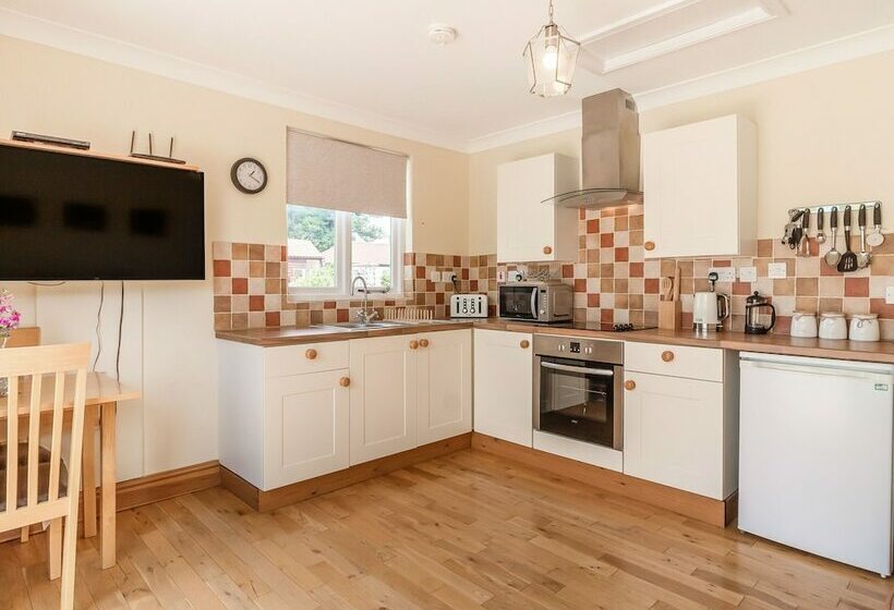 Norbank Garden Studio