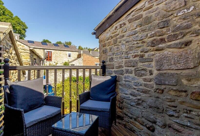 Queen Elizabeth Suite