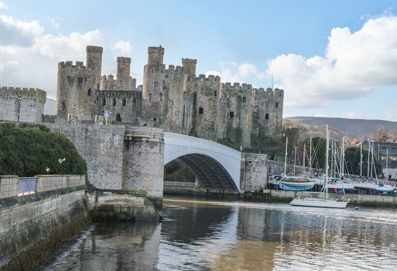 Royal Oak Farm Cottage