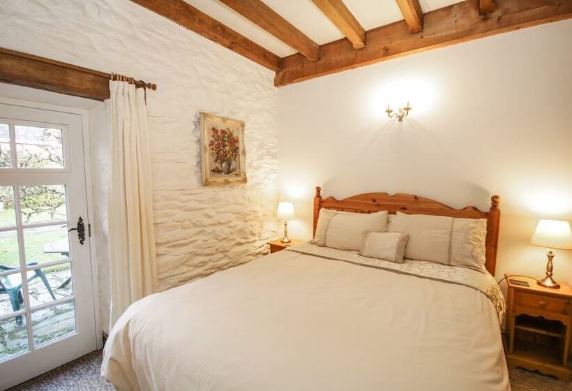 Royal Oak Farm Cottage