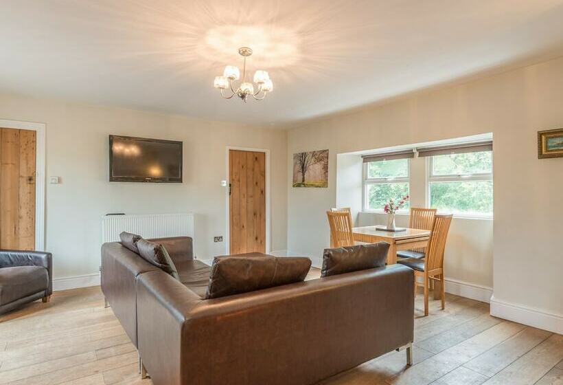 Ryehill Farm Cottage