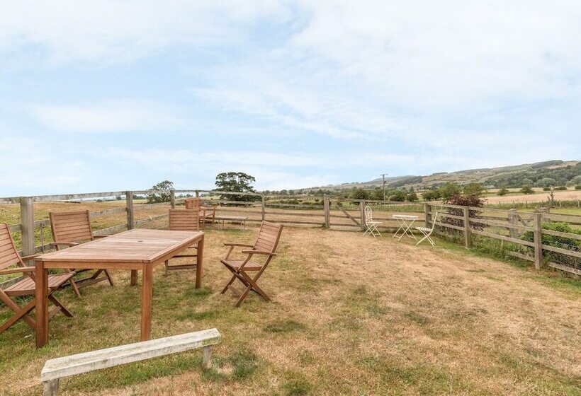 Ryehill Farm Cottage