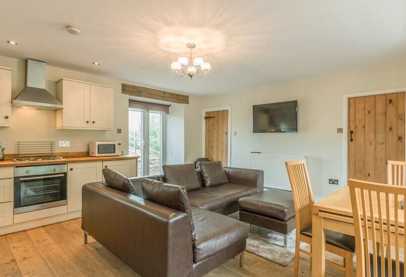 Ryehill Farm Cottage