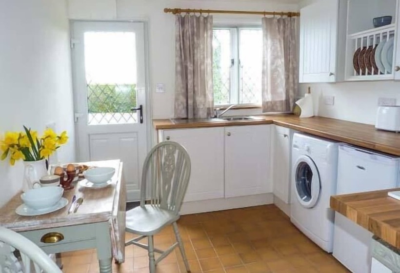 Standard Hill Cottage