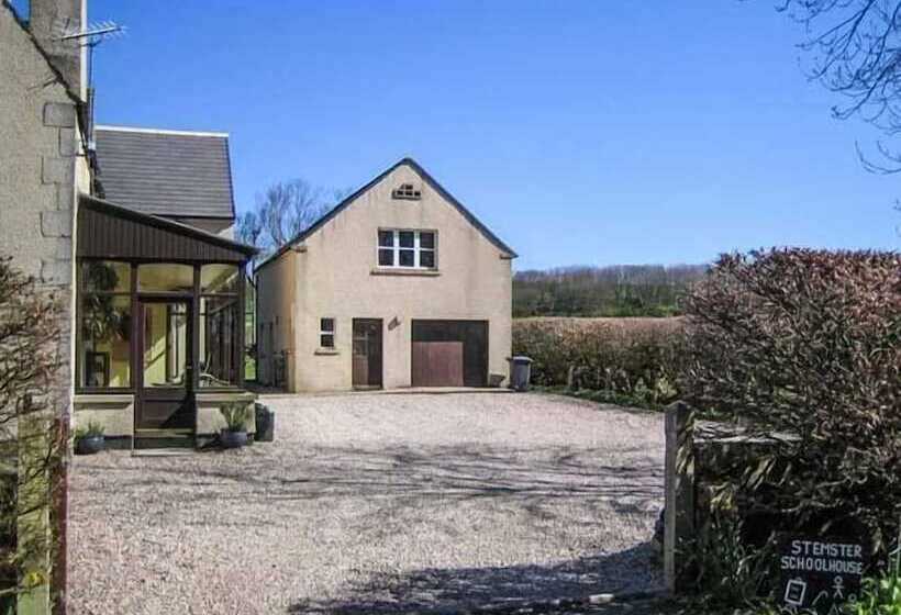 Stemster School House Apartment