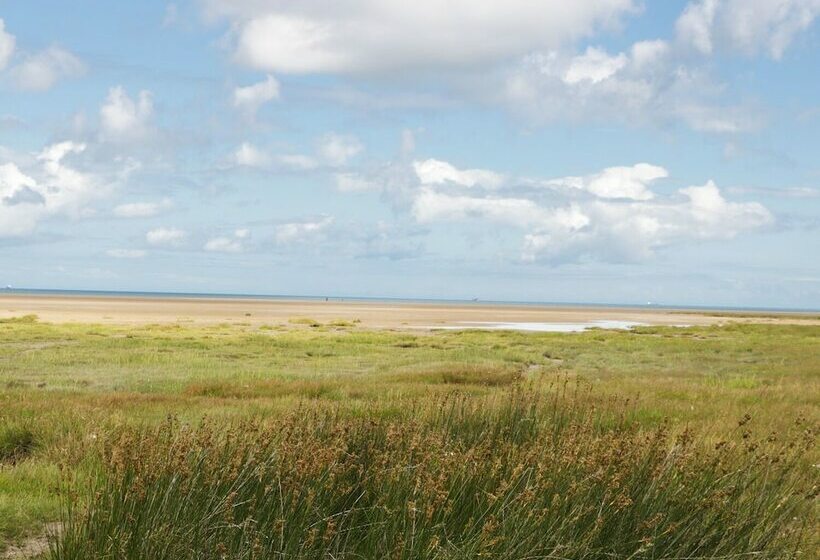 The Cottage At Wylan Hall