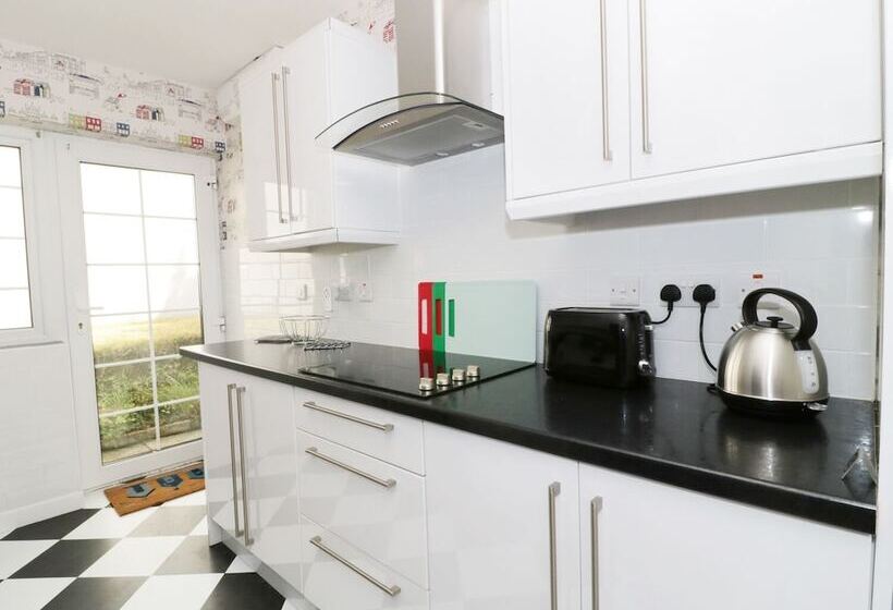 The Cottage At Wylan Hall