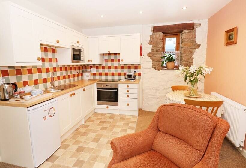 The Hideaway At The Barn