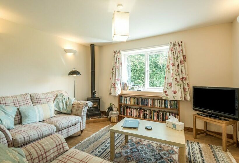 The Schoolhouse Bakehouse