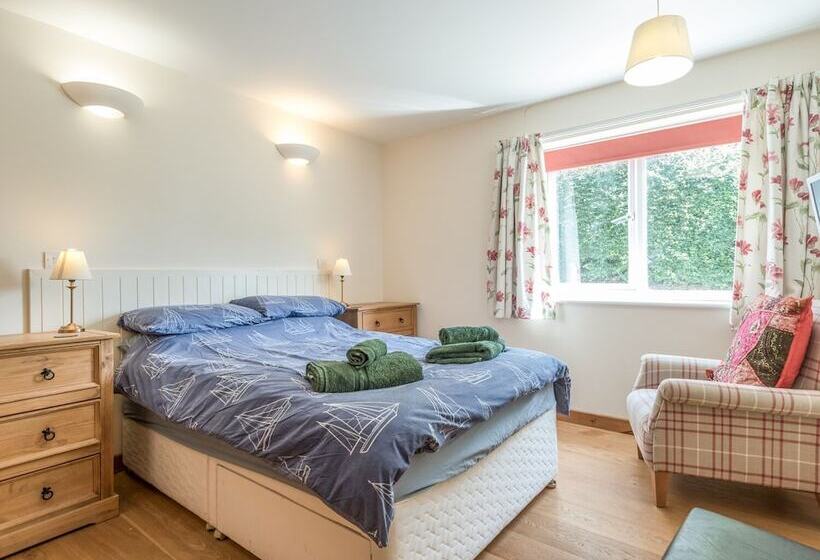 The Schoolhouse Bakehouse