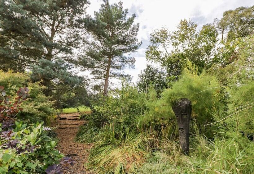 The Stilehouse Apartment