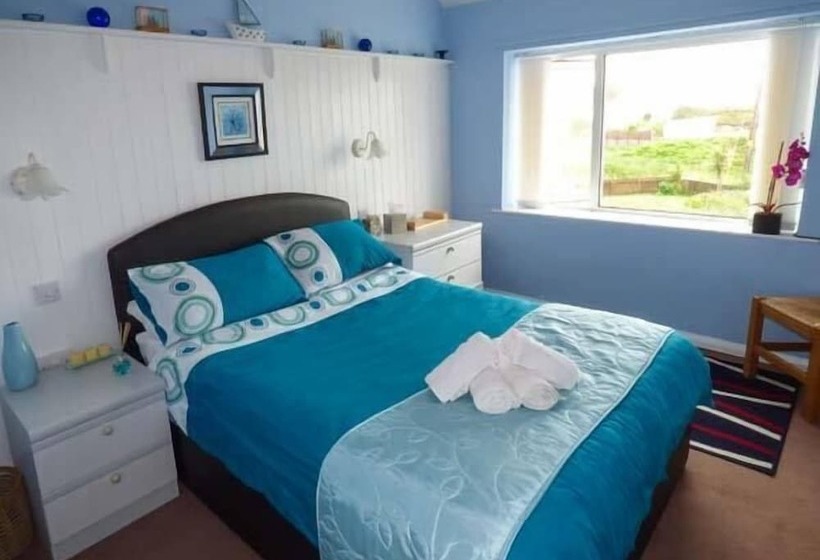 Ty R Enfys Bach Upper