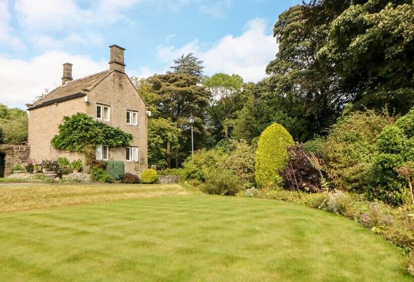 Underbank Hall Cottage