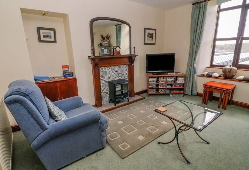 Watershed Cottage