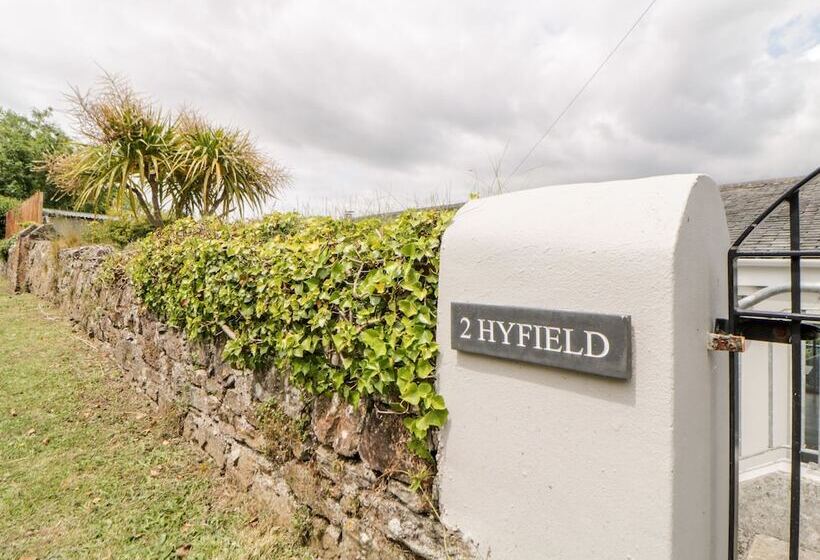 2 Hyfield