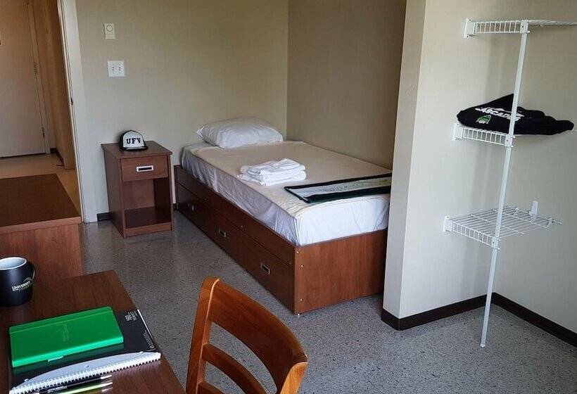 Общежитие Backpacker College At The University Of Fraser Valley