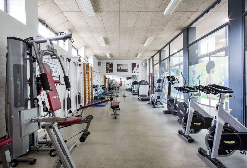 فندق صغير R.u Colegio De Cuenca   Centro Adscrito A La Reaj