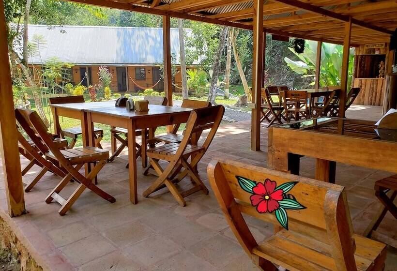 Aruma Eco Hostal   Hostel