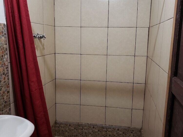 Aruma Eco Hostal   Hostel