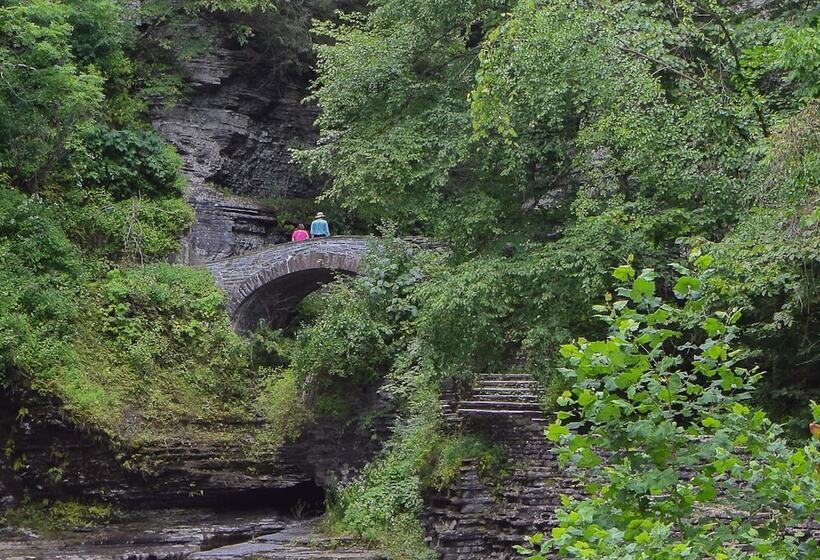 مبيت وإفطار Enfield Manor