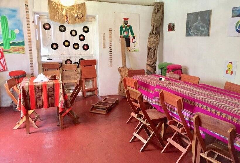 ベッドアンドブレックファースト Full Moon Ecolodge