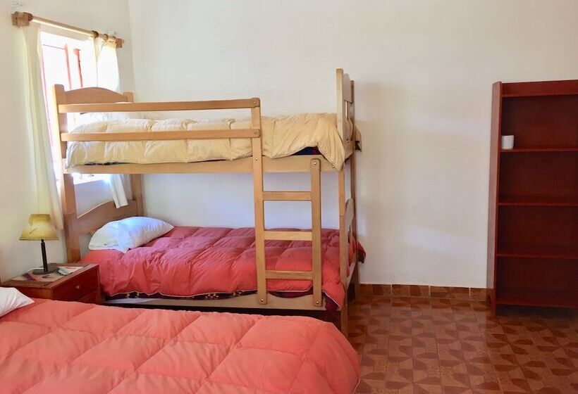 تختخواب و صبحانه Full Moon Ecolodge