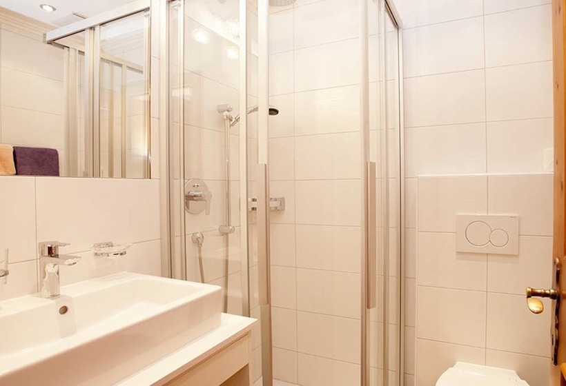 Bed and Breakfast Garni Petter