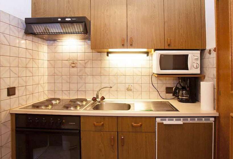 Bed and Breakfast Garni Petter