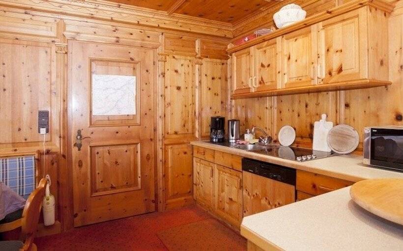 Bed and Breakfast Garni Petter