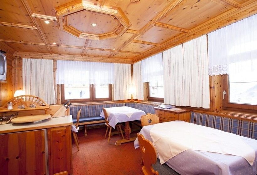 Bed and Breakfast Garni Petter